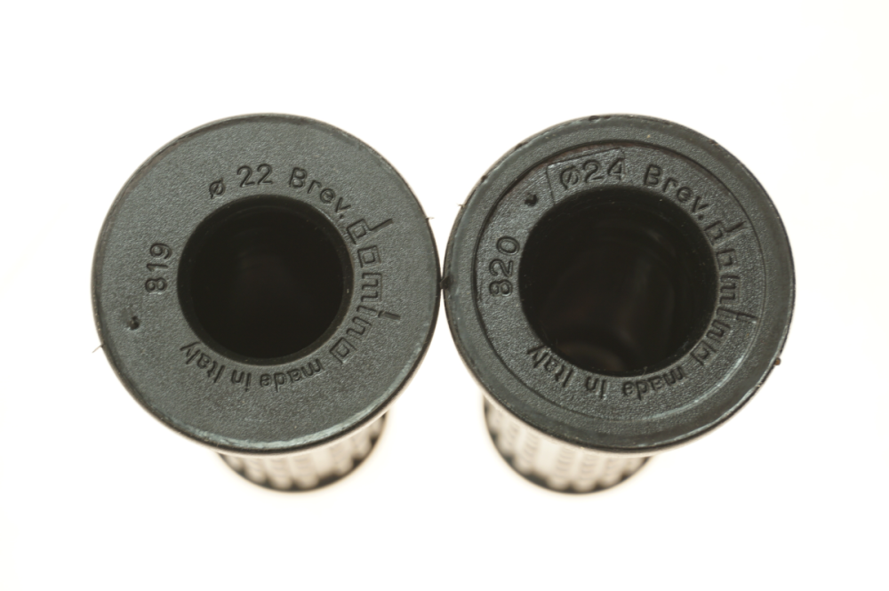 Domino Griffe Mofa 22/24mm Ziegel Muster Domino schwarz