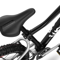 Woom OFF AIR 5 Kinder-Mountainbike 24" schwarz matt