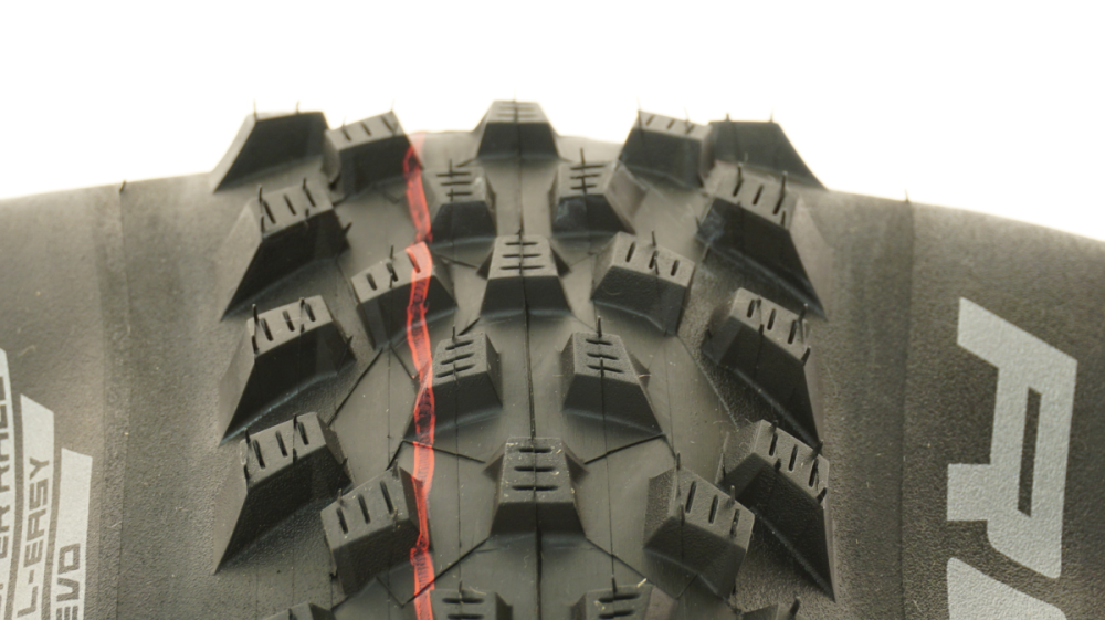 Schwalbe,Woom Pneu 24x2.35 Schwalbe Rocket Ron Evo TL-Easy Addix speed falt